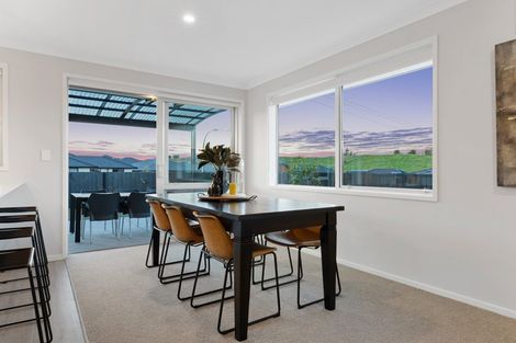 Photo of property in 2 Amelia Way, Pyes Pa, Tauranga, 3112