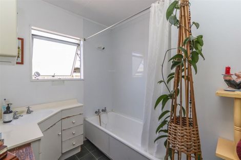 Photo of property in 21 Koromiko Street, Inglewood, 4330