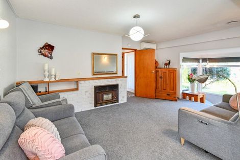 Photo of property in 9 Lomas Place, Manurewa, Auckland, 2102