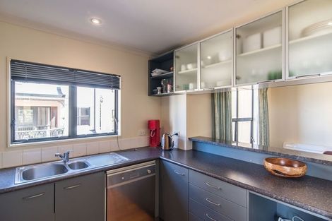 Photo of property in 85 Hill Street, Thorndon, Wellington, 6011