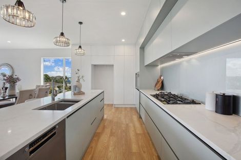 Photo of property in 39c Sorrel Crescent, Bucklands Beach, Auckland, 2012