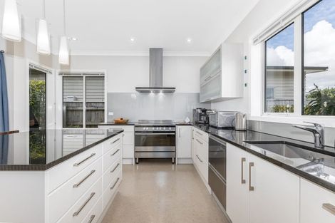 Photo of property in 10 John Burke Drive, Aotea, Porirua, 5024