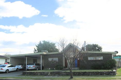 Photo of property in 18 Tait Drive, Greenmeadows, Napier, 4112