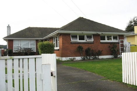 Photo of property in 38 Russell Road, Wainuiomata, Lower Hutt, 5014