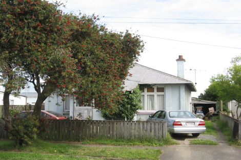 Photo of property in 1 Pharazyn Street, Gonville, Whanganui, 4500
