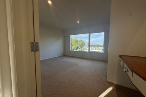 Photo of property in 3/2 Prospect Terrace, Milford, Auckland, 0620