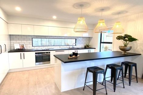 Photo of property in 55 Corriedale Road, Jacks Point, 9371