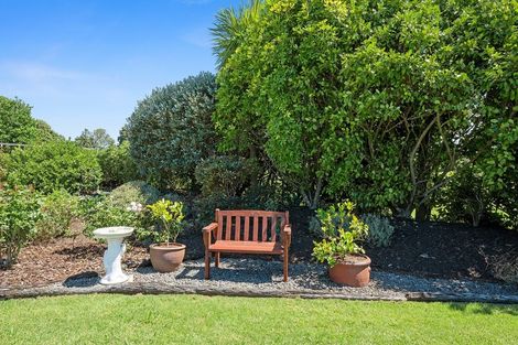 Photo of property in 109 Warman Road, Okura, Auckland, 0792