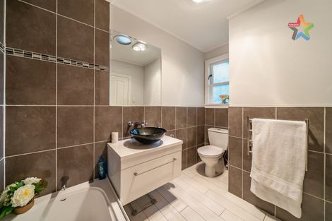 Photo of property in 23 Wyndrum Avenue, Waterloo, Lower Hutt, 5011