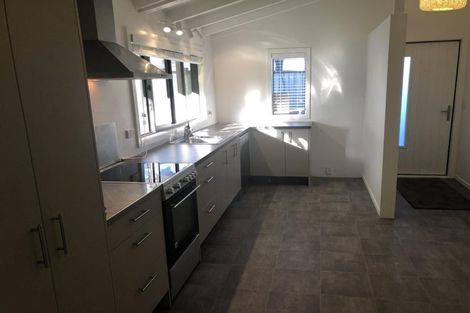 Photo of property in 25a Ludlam Crescent, Woburn, Lower Hutt, 5010