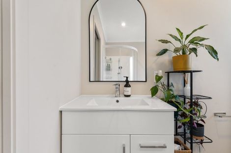 Photo of property in 18 Frederick Street, Carterton, 5713