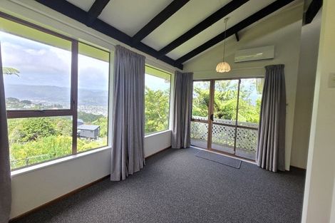 Photo of property in 16a Wilson Grove, Normandale, Lower Hutt, 5010