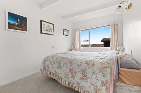 Photo of property in 2 Knox Place, Greerton, Tauranga, 3112