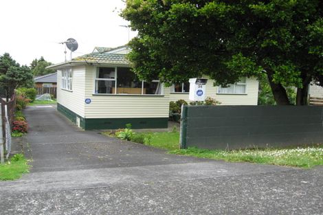 Photo of property in 34 Wallace Road, Mangere Bridge, Auckland, 2022