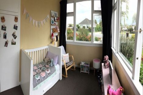 Photo of property in 39 Mary Street, Winton, 9720