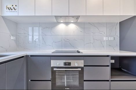 Photo of property in 5/14 Kerswill Place, Pakuranga, Auckland, 2010