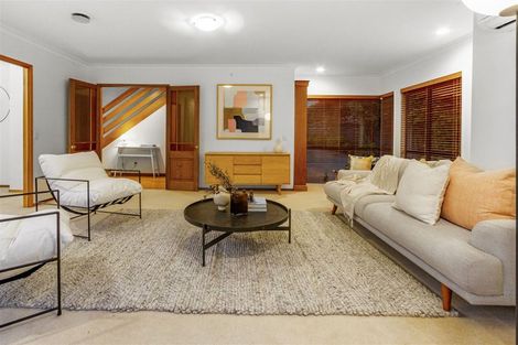 Photo of property in 44 Milford Road, Milford, Auckland, 0620