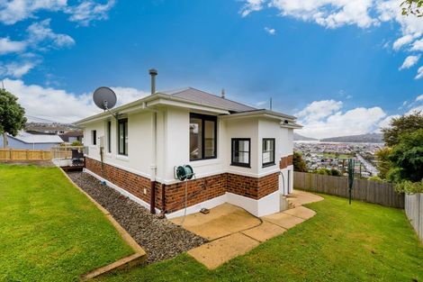 Photo of property in 11 Middleton Road, Kew, Dunedin, 9012