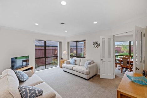 Photo of property in 81 Riverside Drive, Waiuku, 2123