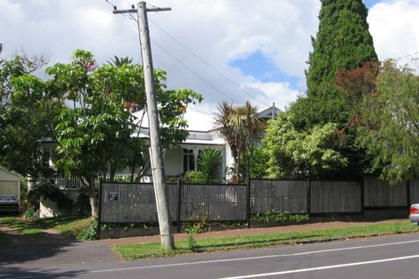 Photo of property in 48 Sarsfield Street, Herne Bay, Auckland, 1011