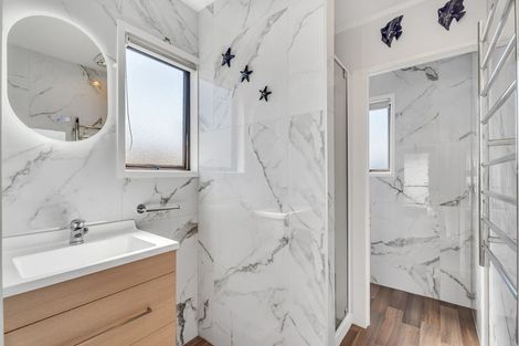 Photo of property in 56c Cook Drive, Whitianga, 3510