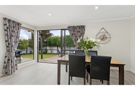 Photo of property in 47 Kathleen Crescent, Hornby, Christchurch, 8042