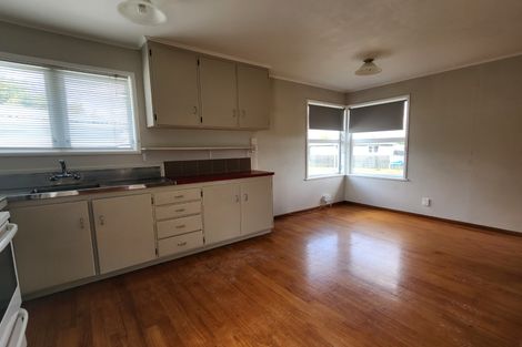 Photo of property in 74 Tatariki Street, Rosehill, Papakura, 2113
