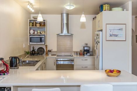 Photo of property in 24/34 Waiwera Place, Waiwera, Orewa, 0994