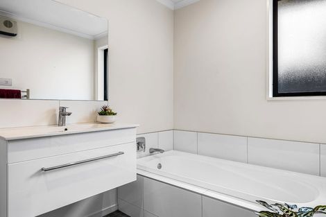 Photo of property in 7 Eric Melrose Lane, Halswell, Christchurch, 8025