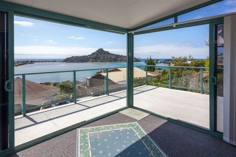 Photo of property in 8 Pine Grove, Tairua, 3508