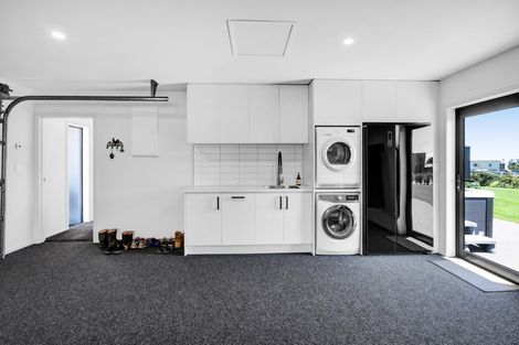 Photo of property in 90 Peters Road, Kaimiro, 4371