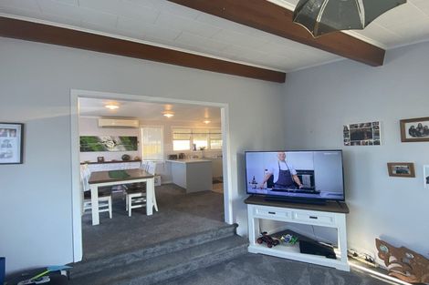 Photo of property in 48 Stafford Street, Waitara, 4320