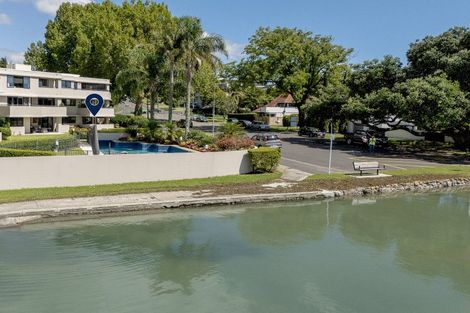 Photo of property in 1/2 Sixth Avenue, Tauranga, 3110