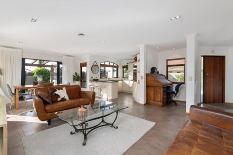 Photo of property in 308 Gravatt Road, Papamoa Beach, Papamoa, 3118