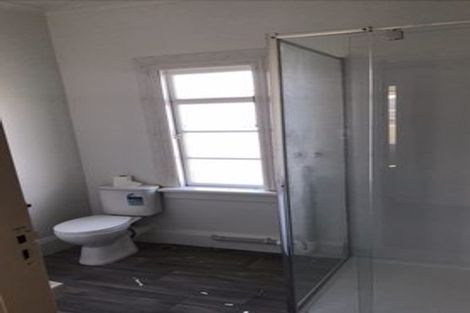 Photo of property in 1-5/65 Grey Road, Timaru, 7910