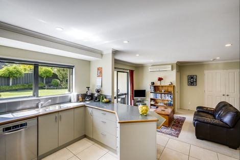Photo of property in 42 Rochfort Road, Havelock North, 4130