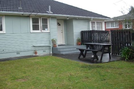 Photo of property in 1/72 Nikau Street, New Lynn, Auckland, 0600