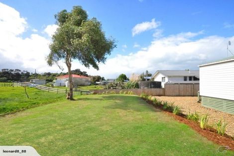 Photo of property in 15 Kowhai Avenue, Kaiaua, Pokeno, 2473