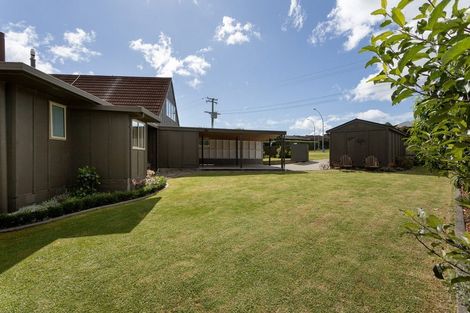 Photo of property in 306 Omokoroa Road, Omokoroa, 3114