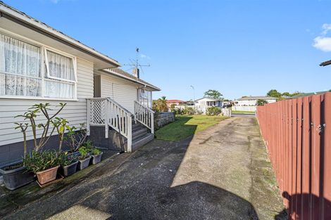 Photo of property in 66 Friesian Drive, Mangere, Auckland, 2022