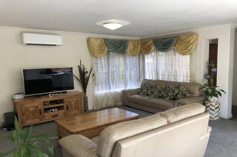 Photo of property in 32a Taka Street, Takanini, 2112