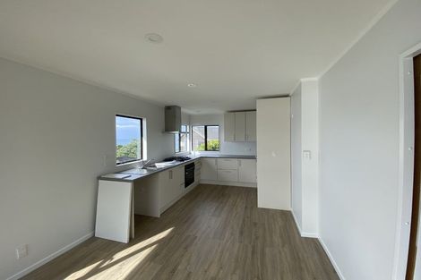 Photo of property in 13 Bury Grove, Strathmore Park, Wellington, 6022