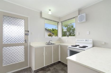 Photo of property in 2/76 Grants Road, Papanui, Christchurch, 8053