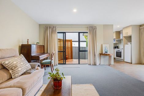 Photo of property in 2/104 Perry Street, Papanui, Christchurch, 8053