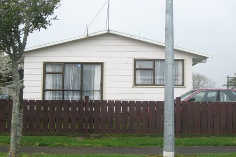 Photo of property in 12 Te Whena Place, Waitara, 4320