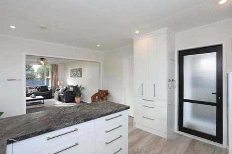 Photo of property in 53 Herbert Avenue, Cloverlea, Palmerston North, 4412