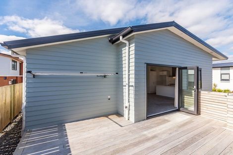 Photo of property in 21c Margaret Road, Raumati Beach, Paraparaumu, 5032