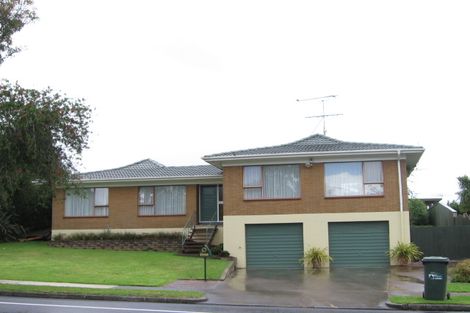 Photo of property in 13 Prince Regent Drive, Half Moon Bay, Auckland, 2012