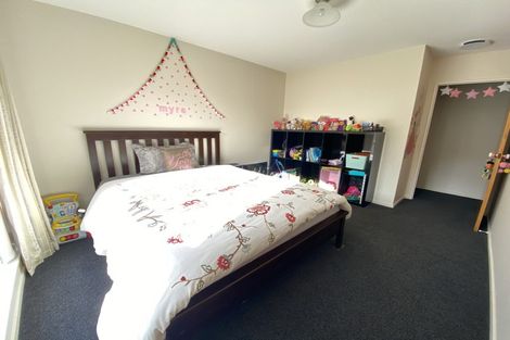 Photo of property in 2/97a Grimseys Road, Redwood, Christchurch, 8051