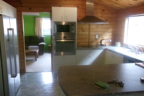 Photo of property in 87 Carnoustie Drive, Wattle Downs, Auckland, 2103